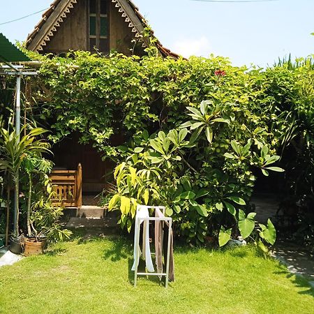 Kayu Tua Villa Uluwatu Exterior foto